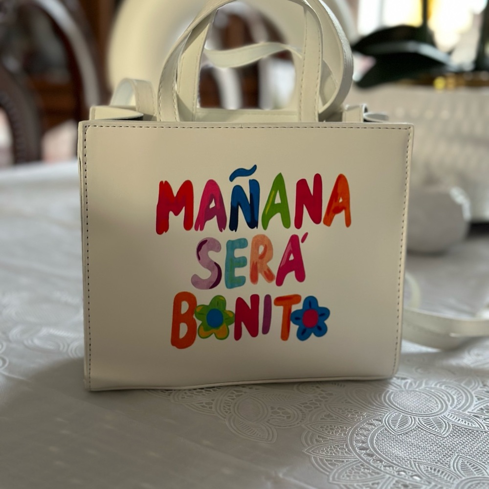 White Small purse Manana sera bonito
